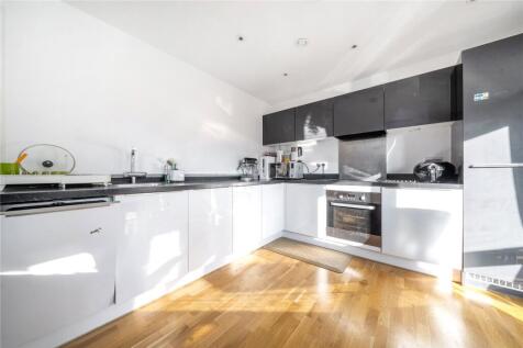 Arla Place, Ruislip, Middlesex 2 bed apartment for sale