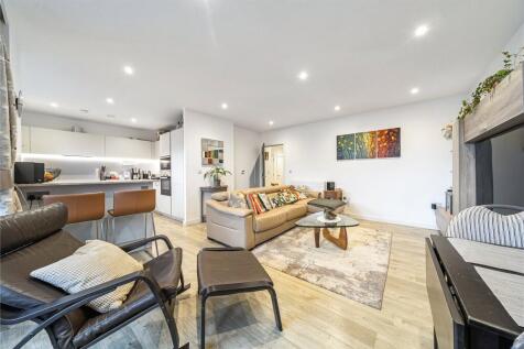 Purbeck Gardens, Sydenham, London, SE26 2 bed flat for sale
