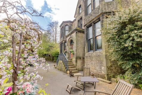 Wall Hill Road, Dobcross... 4 bed detached house for sale