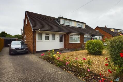 3 bedroom semi-detached bungalow for sale