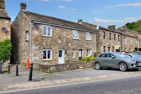 The Holme, Hawes, North Yorkshire, DL8 2 bed semi