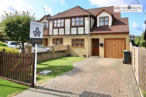 4 bedroom semi-detached house for sale
