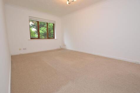 One Bedroom First Floor Flat with... 1 bed flat for sale