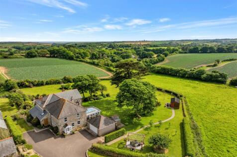 Nr Porthleven | South Cornwall 4 bed detached house for sale