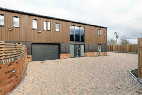 4 bedroom barn conversion for sale