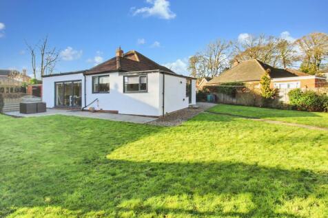 Grove Close, Ripon 4 bed detached bungalow for sale