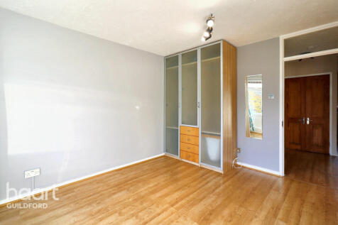 Epsom Road, Guildford 2 bed flat for sale