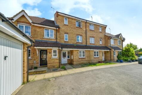 5 bedroom terraced house for sale