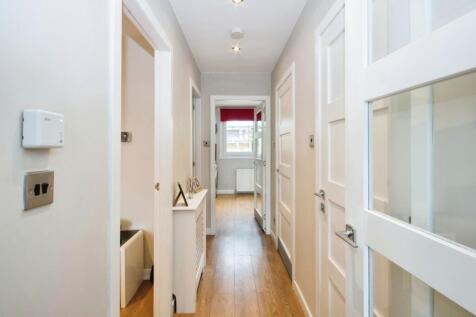 1 bedroom semi-detached house for sale