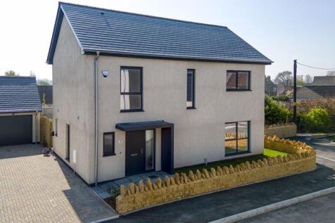 Harvester Vale, Yeovil BA22 4 bed house for sale