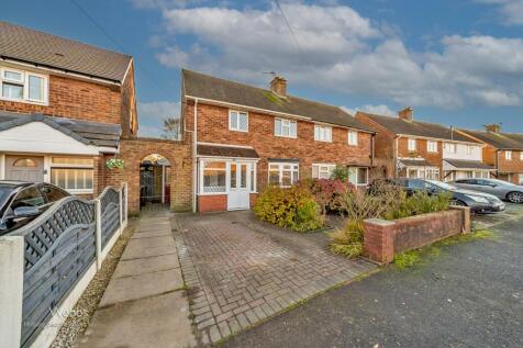 3 bedroom semi-detached house for sale