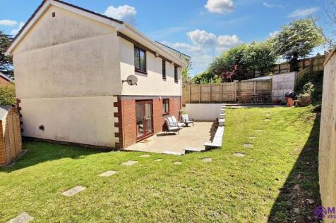 Alexandra Close, Plymouth PL9 4 bed detached house for sale
