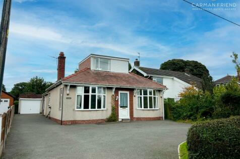 3 bedroom detached bungalow for sale