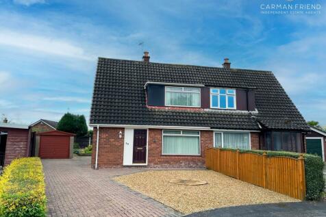 3 bedroom semi-detached house for sale