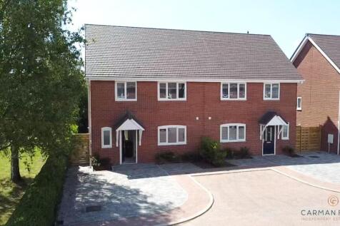 Marian Drive, Great Boughton, CH3 3 bed semi