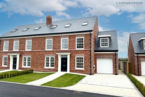 5 bedroom semi-detached house for sale