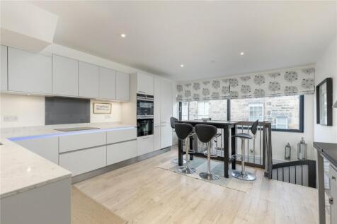 Dublin Street Lane South, Edinburgh... 3 bed mews for sale