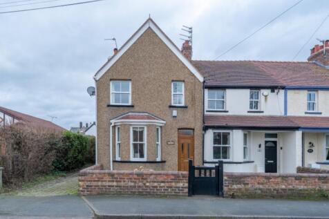 3 bedroom cottage for sale