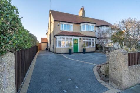 5 bedroom semi-detached house for sale