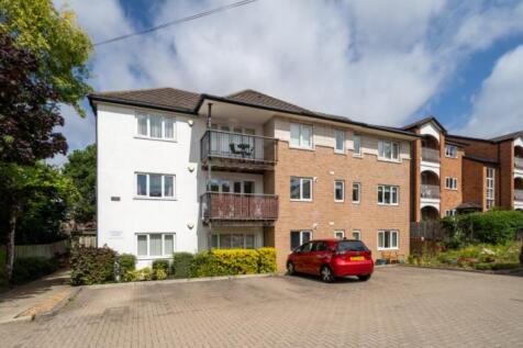 1 bedroom ground floor flat for sale
