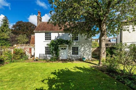 West Meon, Petersfield, Hampshire, GU32 5 bed detached house for sale