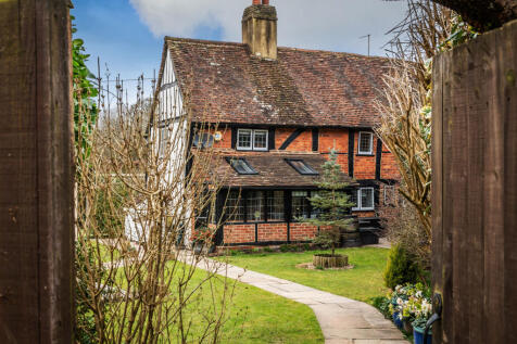 Little London, Albury, Guildford... 2 bed semi