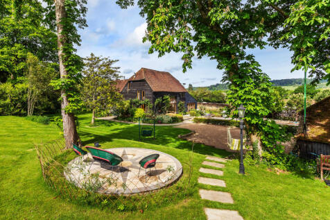 Stovolds Hill, Cranleigh, Surrey, GU6 5 bed detached house for sale