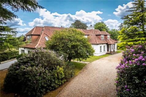 Tupwood Lane, Caterham, Surrey, CR3 6 bed detached house for sale