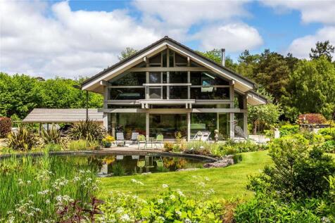 Marley Common, Haslemere, Surrey, GU27 4 bed detached house for sale