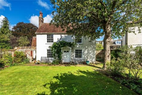 West Meon, Petersfield, Hampshire, GU32 5 bed detached house for sale