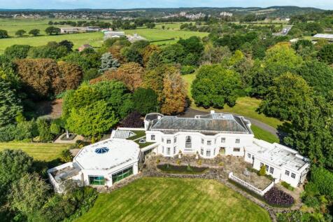 7 bedroom detached house for sale