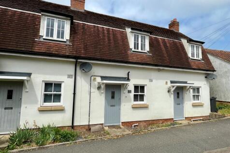 2 bedroom cottage for sale