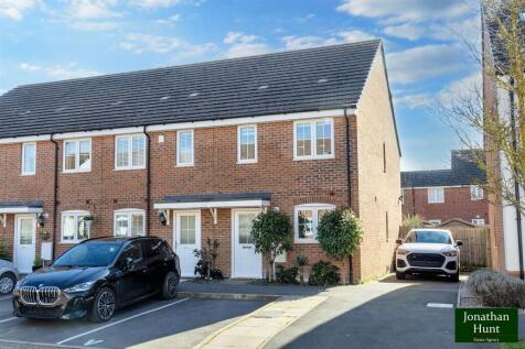 Cornwell Close, Buntingford SG9 2 bed semi