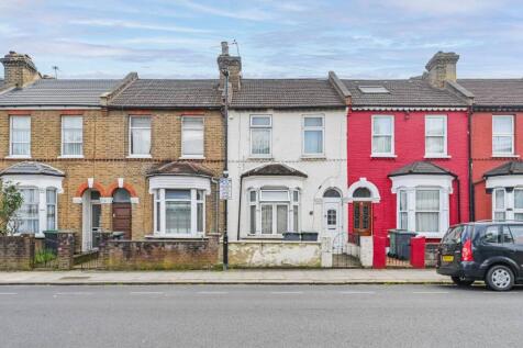 BROMLEY ROAD, Tottenham, London, N17 3 bed terraced house for sale