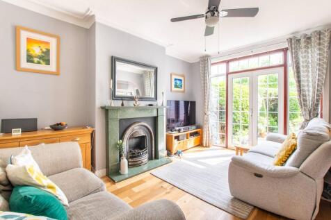 Castleton Avenue, Wembley, HA9 5 bed semi