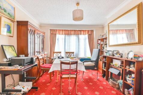 Wyld Way, Wembley, HA9 3 bed terraced house for sale
