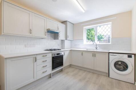 Aspen Drive, North Wembley, Wembley, HA0 2 bed terraced house for sale