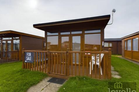 Off Links Avenue, Mablethorpe LN12 2 bed chalet for sale