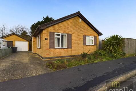 Orchard Way, Mablethorpe LN12 4 bed detached bungalow for sale