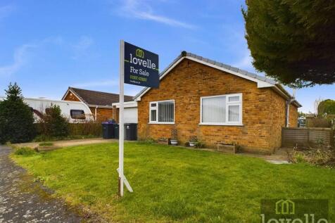 The Meadows, Trusthorpe LN12 2 bed detached bungalow for sale