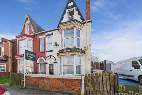 Waterloo Road, Mablethorpe LN12 7 bed semi