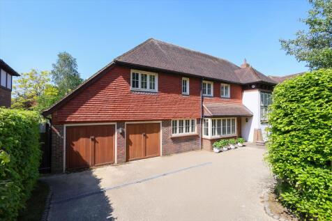 5 bedroom detached house for sale