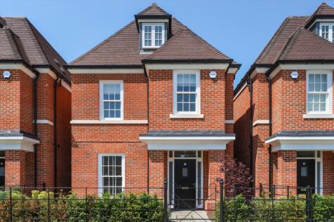 Broadoaks Park Road, West Byfleet... 4 bed detached house for sale