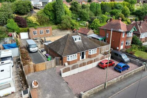 2 bedroom detached bungalow for sale