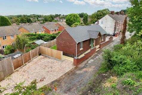 2 bedroom detached bungalow for sale