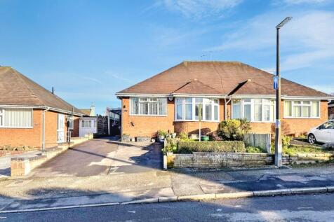 2 bedroom semi-detached bungalow for sale