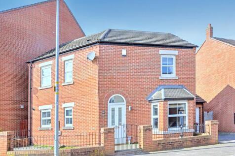 3 bedroom detached house for sale