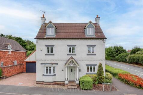 5 bedroom detached house for sale