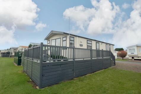 2 bedroom holiday park home for sale