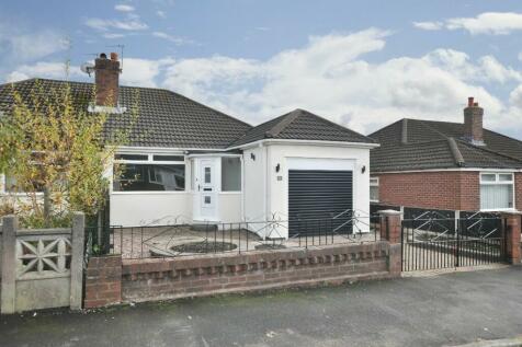 3 bedroom semi-detached bungalow for sale